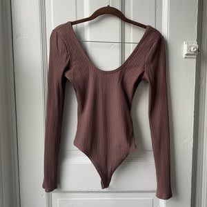 BARELY WORN Aritzia Wilfred Long Sleeve Bodysuit